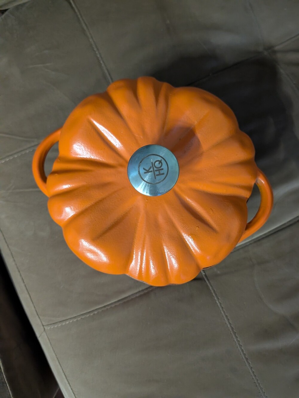 Orange Pumpkin-Shaped Cast Iron Dutch Oven - Heavy - Picture 3 of 4